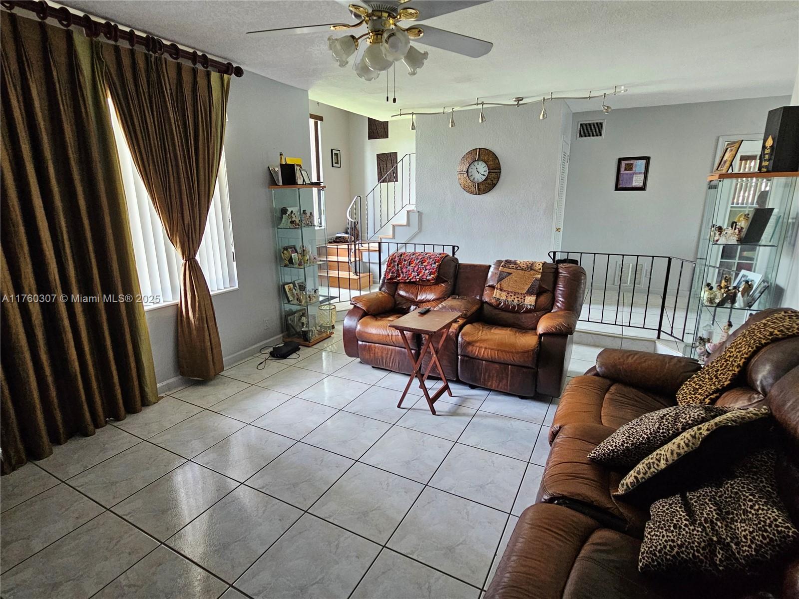 3900 NW 39th Ave, Lauderdale Lakes, Florida image 15