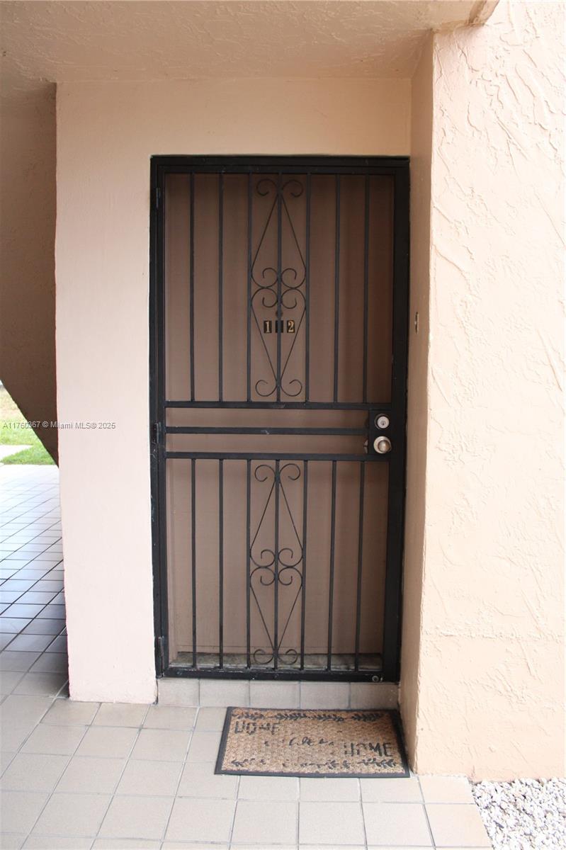 8897  Fontainebleau Blvd #112 For Sale A11760367, FL
