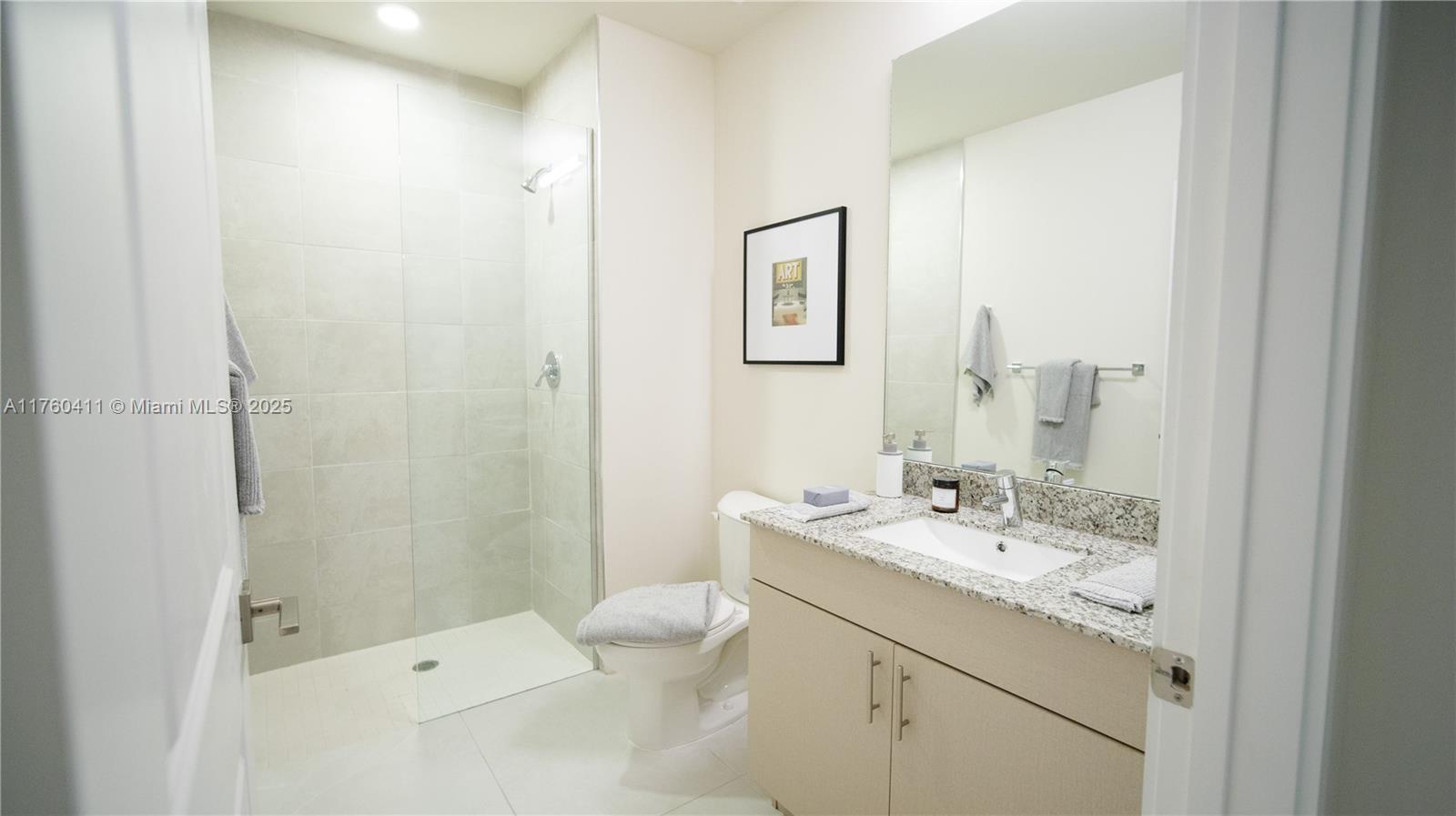 610 Ne 2nd St #205, Dania Beach, Florida image 7