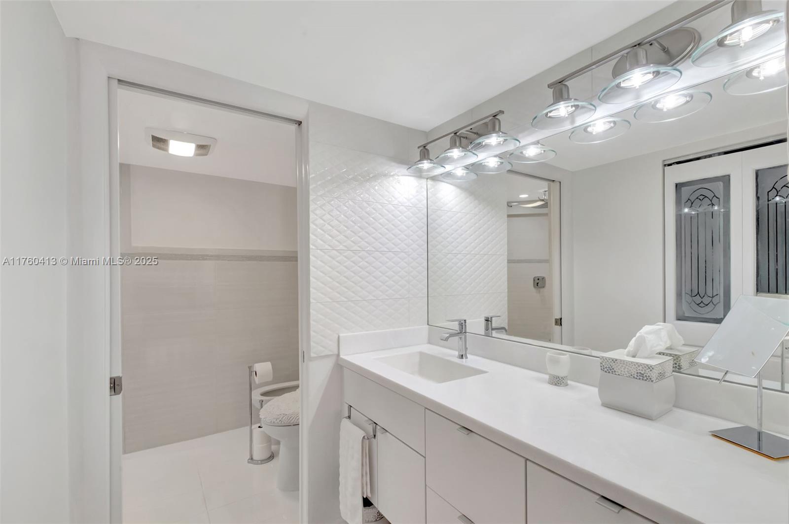 1925 Brickell Ave #D901, Miami FL 33129