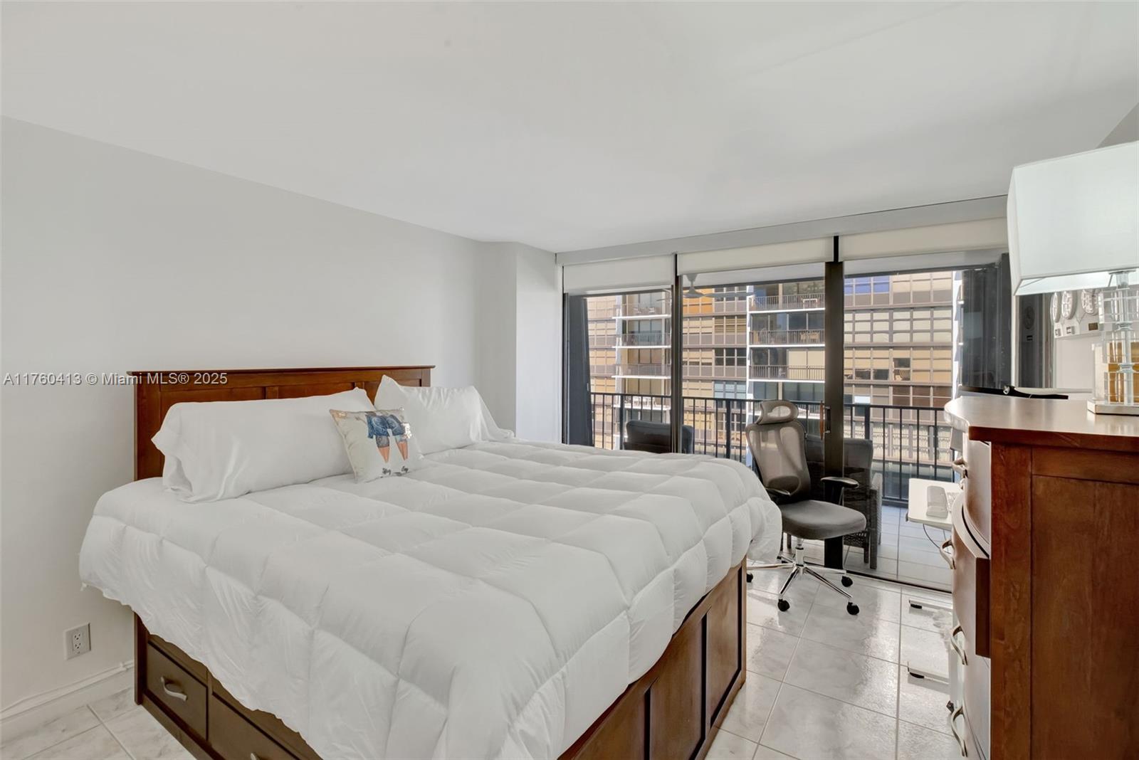 1925 Brickell Ave #D901, Miami FL 33129