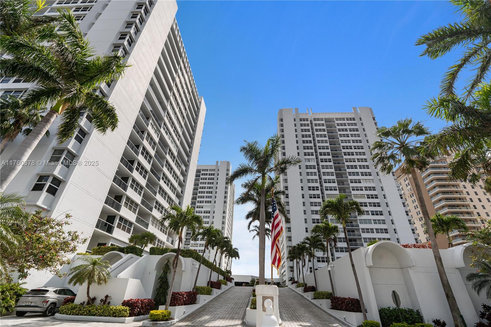 Condo for Rent in Hallandale Beach, FL