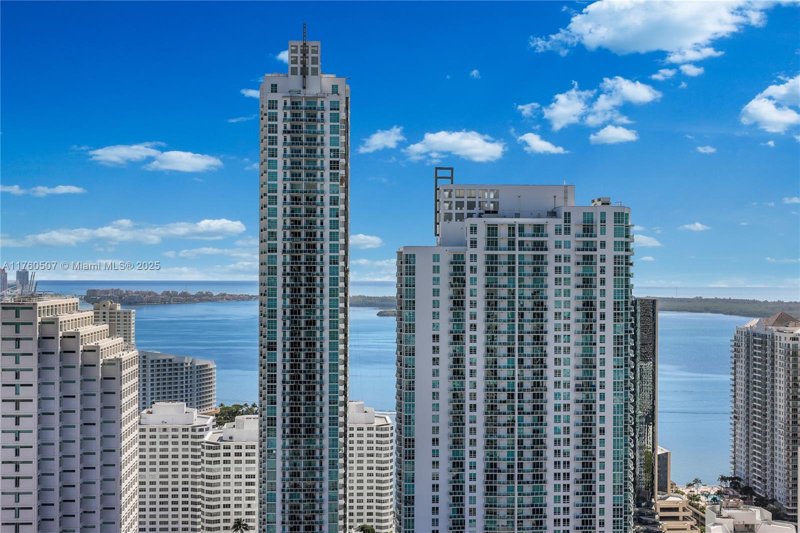 Condo for Sale in Miami, FL