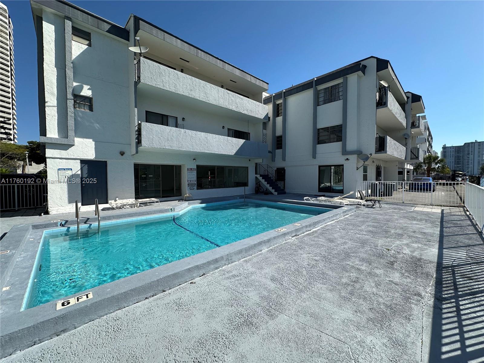 3582 NE 171st Street #301, North Miami Beach, Florida image 7