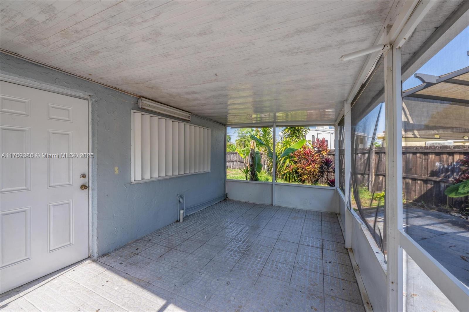 Listing Photo 18