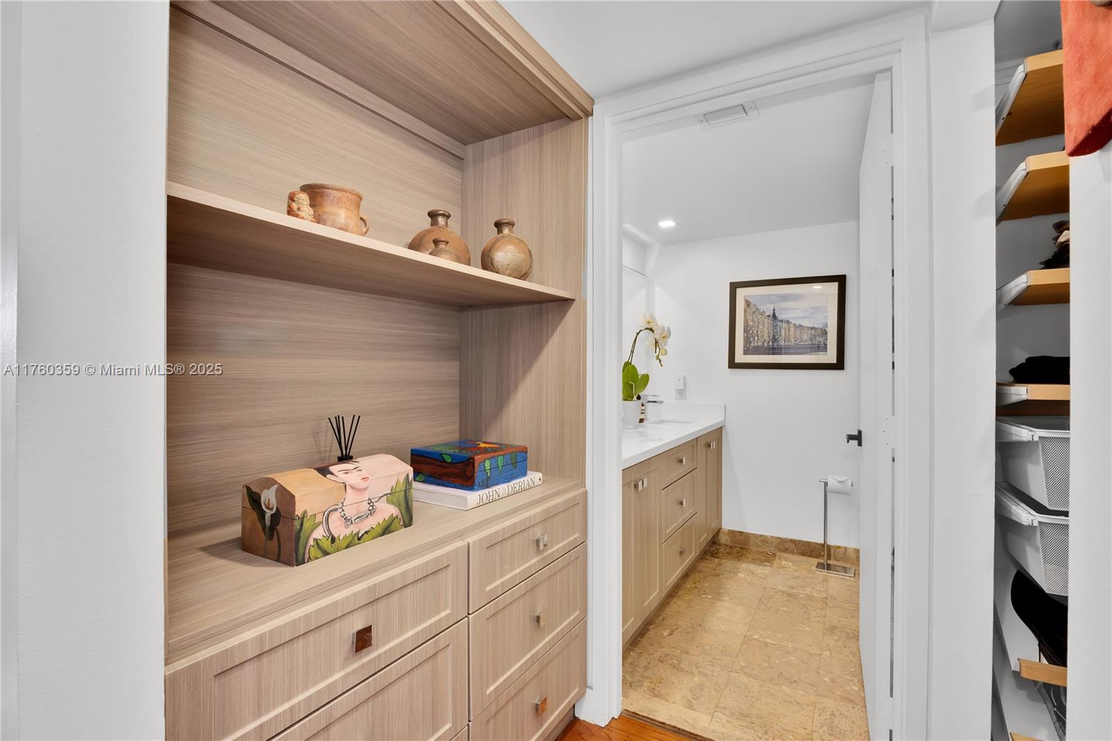 1627 Brickell Ave #2506, Miami FL 33129