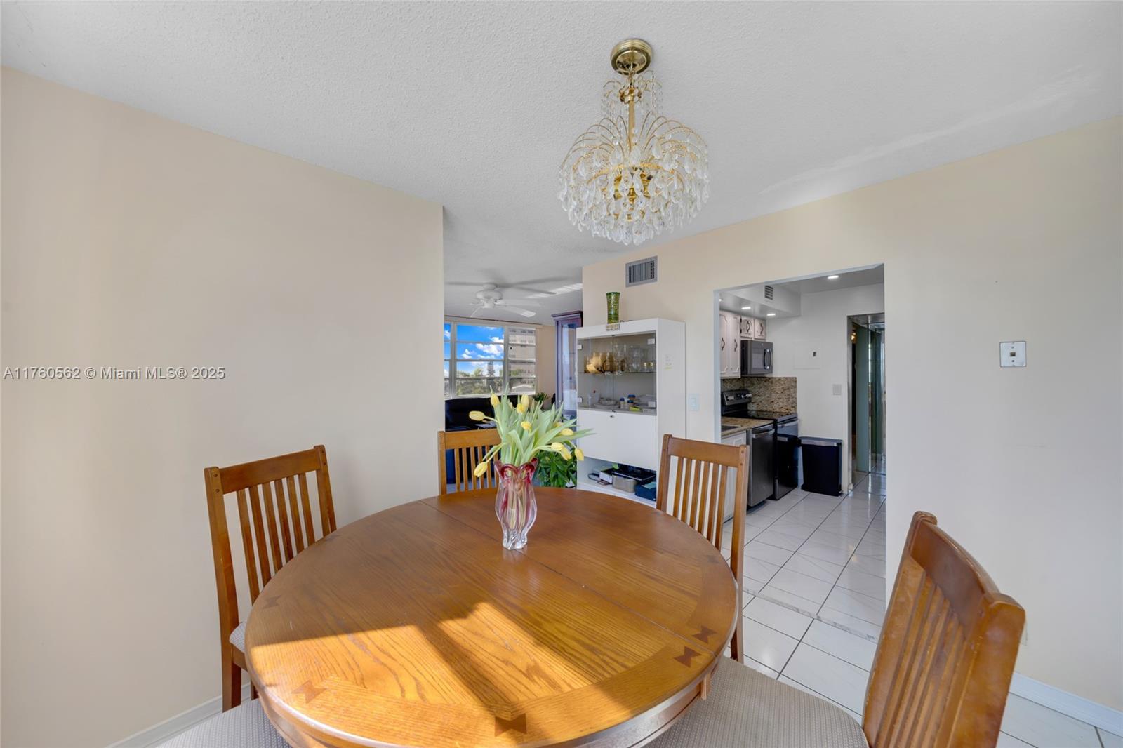 3113 S Ocean Dr #506, Hallandale Beach, Florida image 9