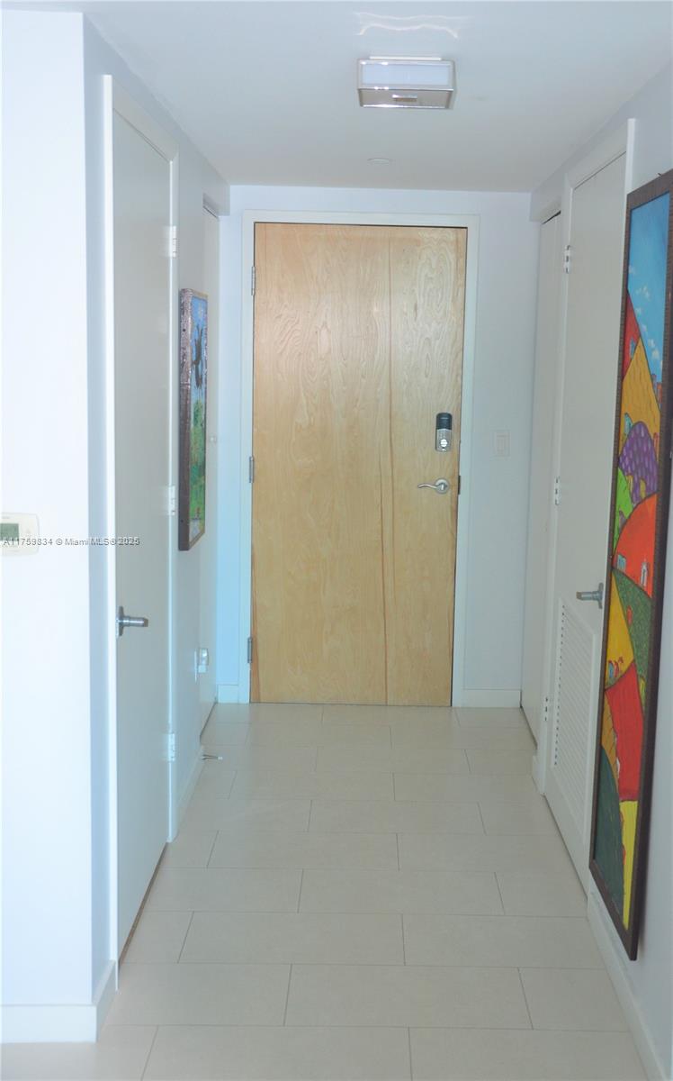 350 S Miami Ave #2914, Miami FL 33130