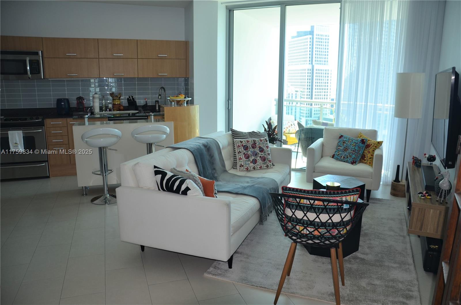350 S Miami Ave #2914, Miami FL 33130