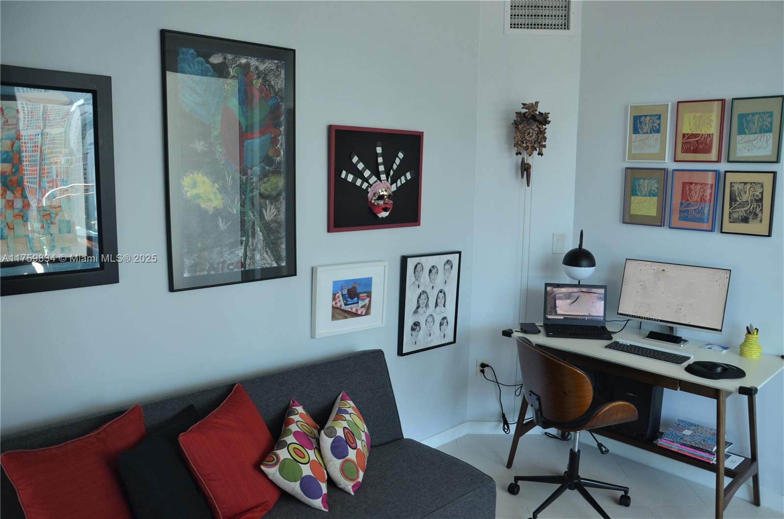 350 S Miami Ave #2914, Miami FL 33130