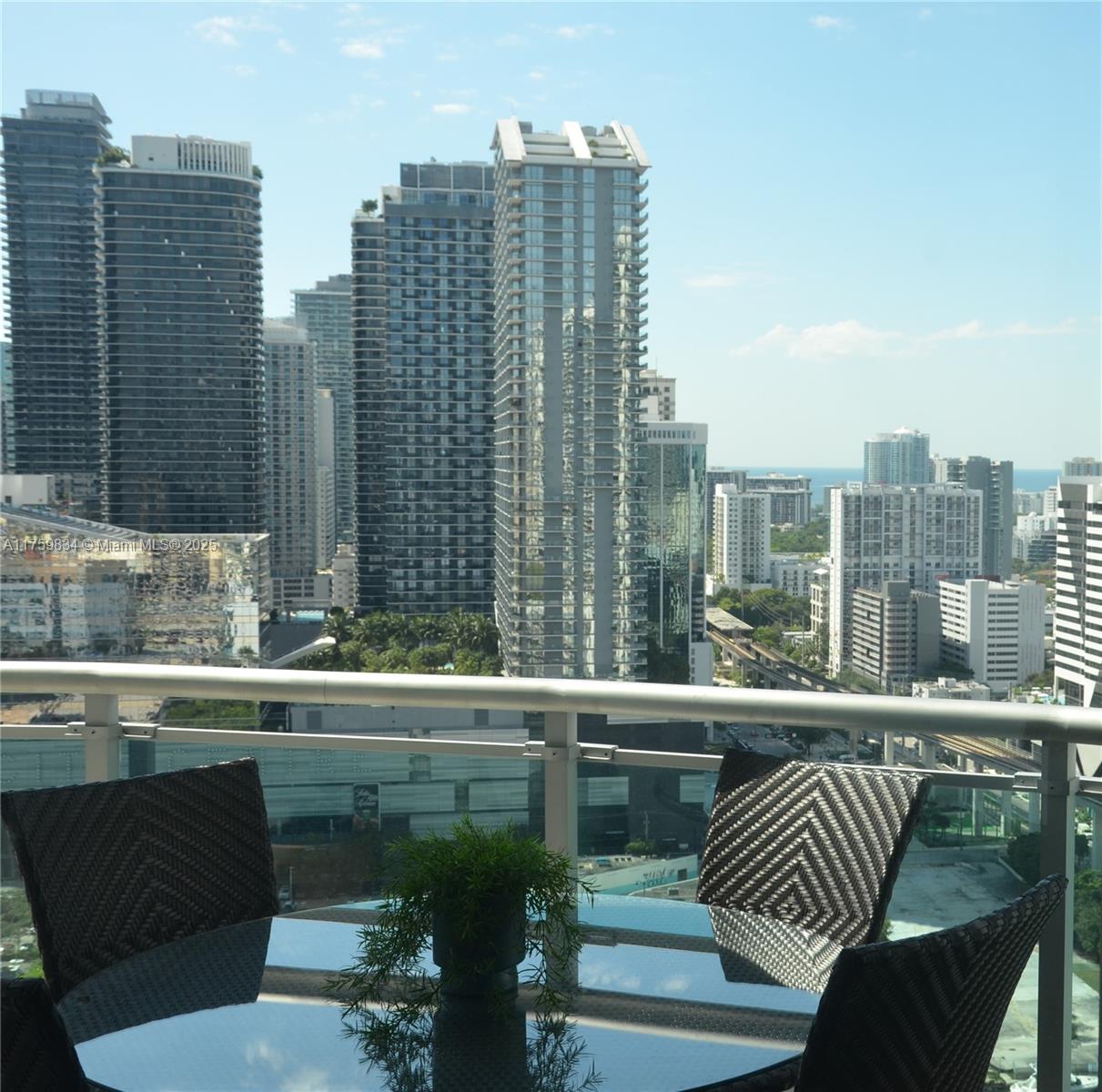 350 S Miami Ave #2914, Miami FL 33130