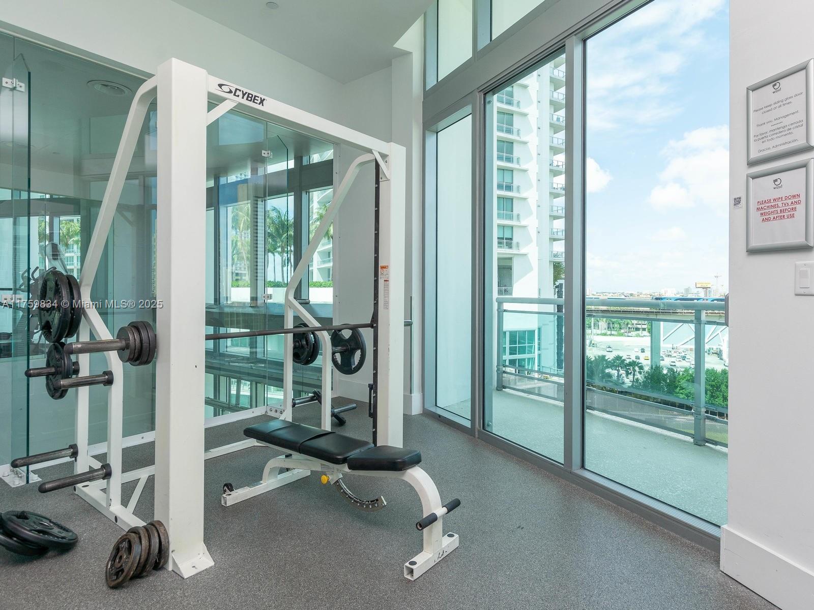 350 S Miami Ave #2914, Miami FL 33130