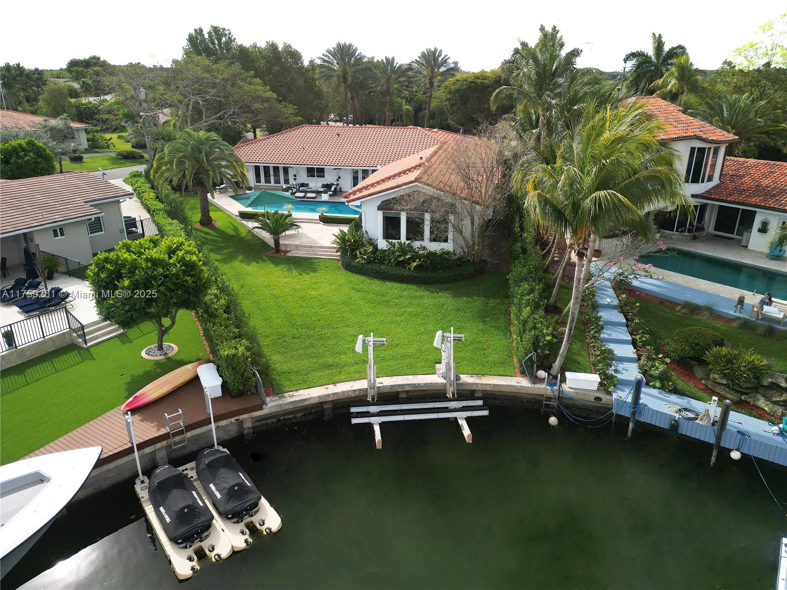 Listing Photo 11