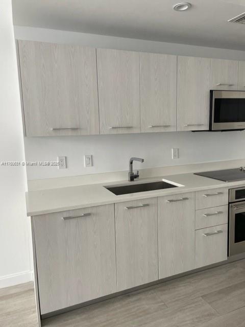 55 SW 9th St #4010, Miami FL 33130