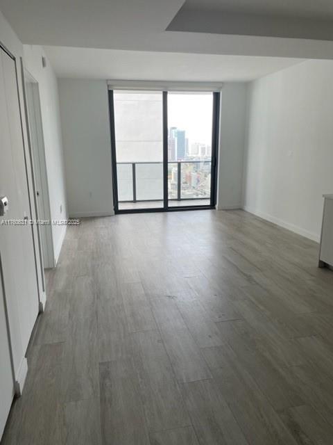 55 SW 9th St #4010, Miami FL 33130