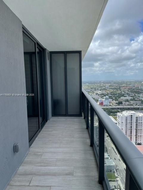 55 SW 9th St #4010, Miami FL 33130