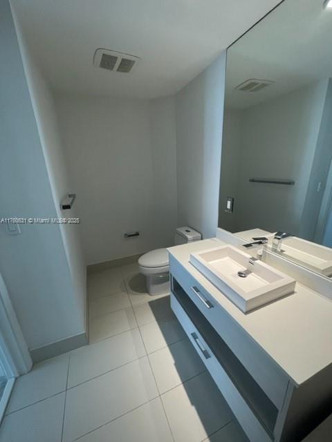 55 SW 9th St #4010, Miami FL 33130