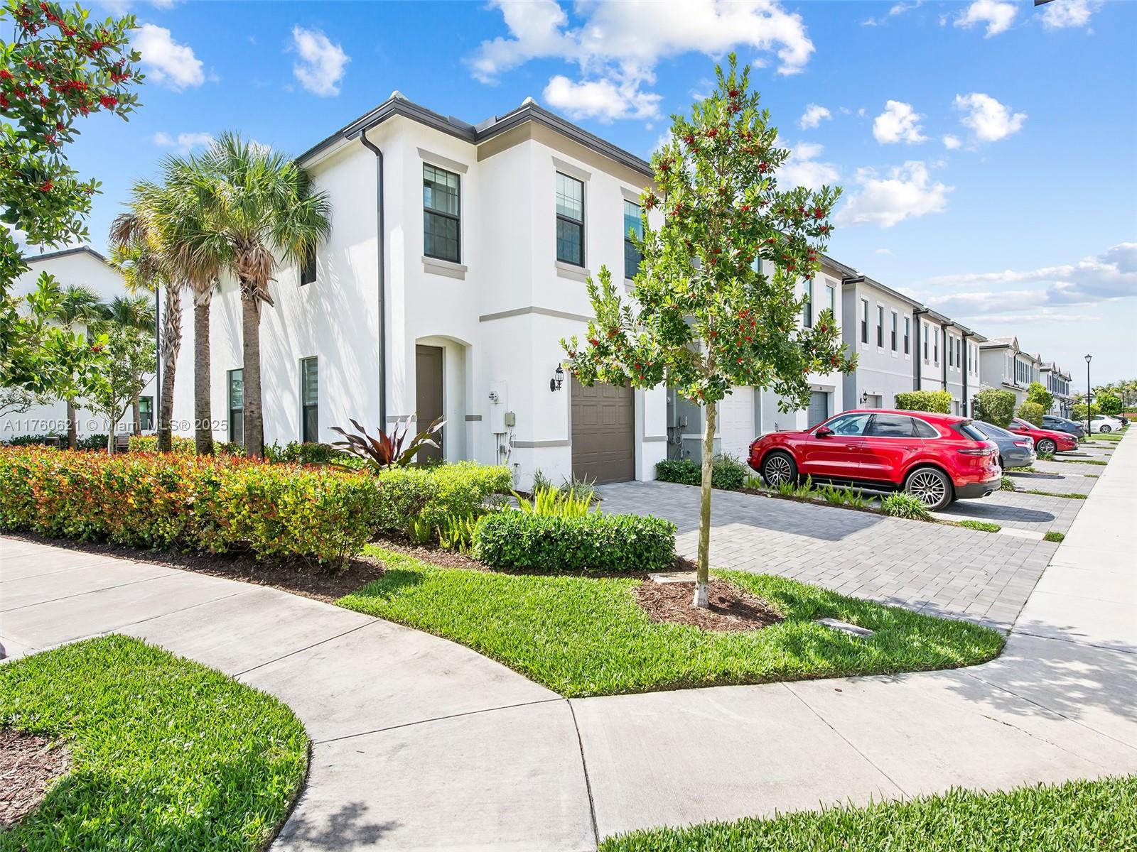 2102 N Appleton Cir N #2102, Oakland Park, Florida image 1