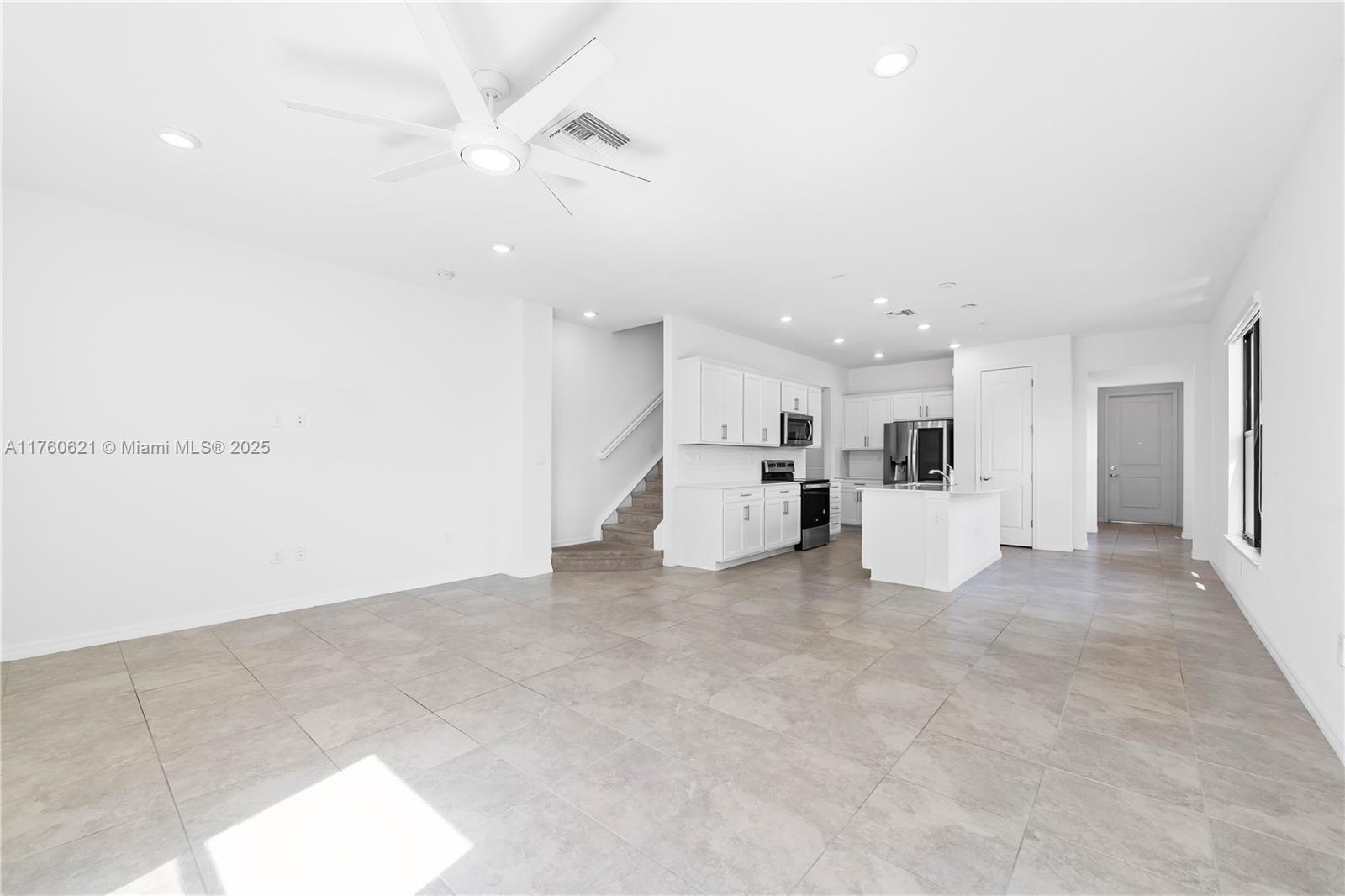 2102 N Appleton Cir N #2102, Oakland Park, Florida image 9