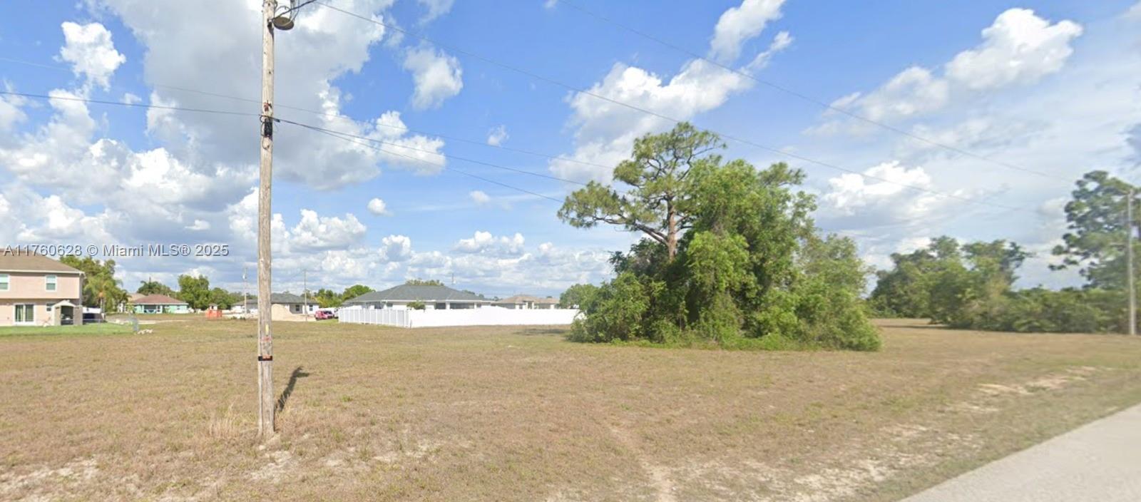 3219 NW 3rd Place, Cape Coral, Florida image 3