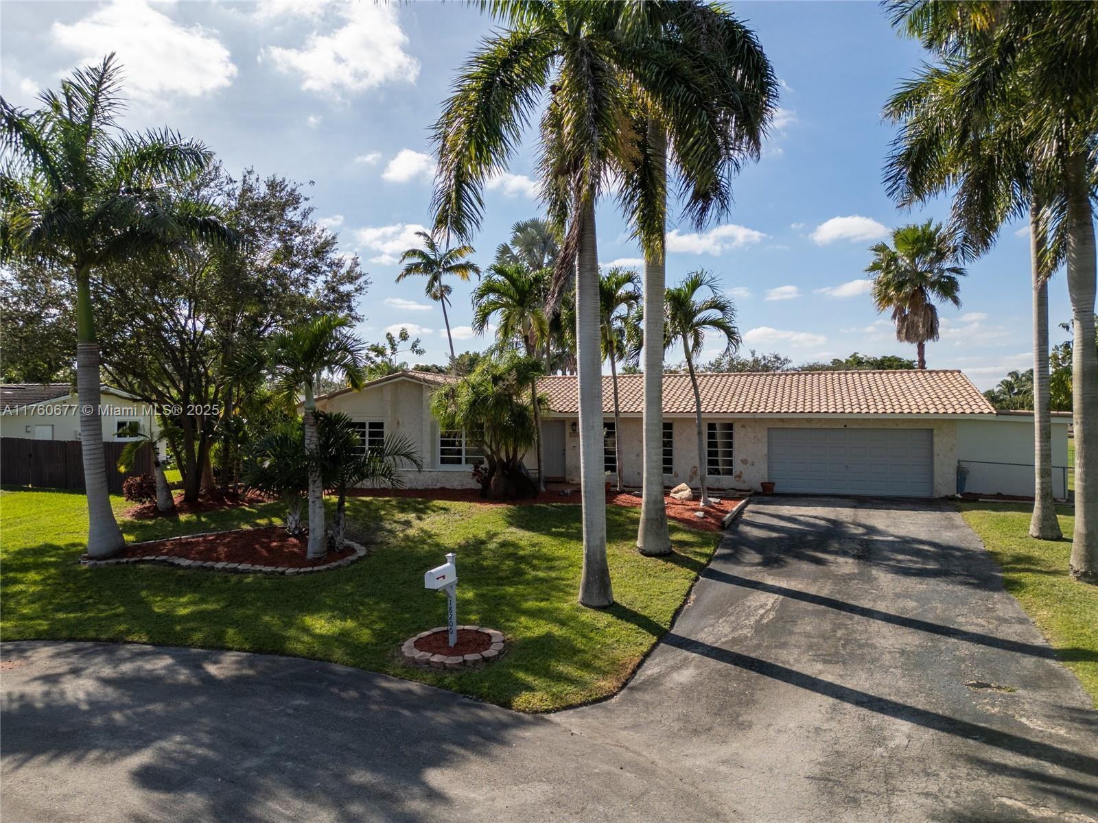 18200 SW 86th Ave  For Sale A11760677, FL