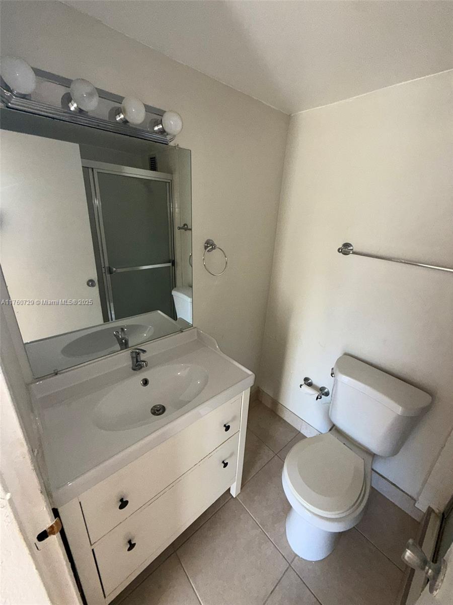2000 NE 135th St #309, North Miami, Florida image 9