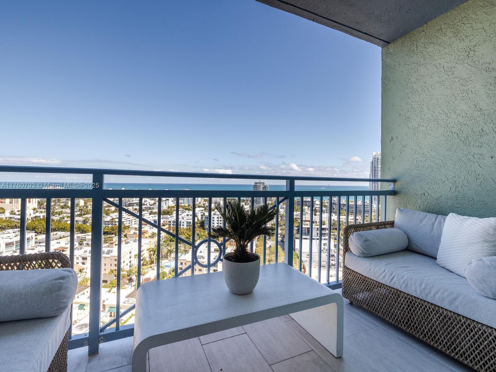 90 Alton Rd #2207, Miami Beach FL 33139
