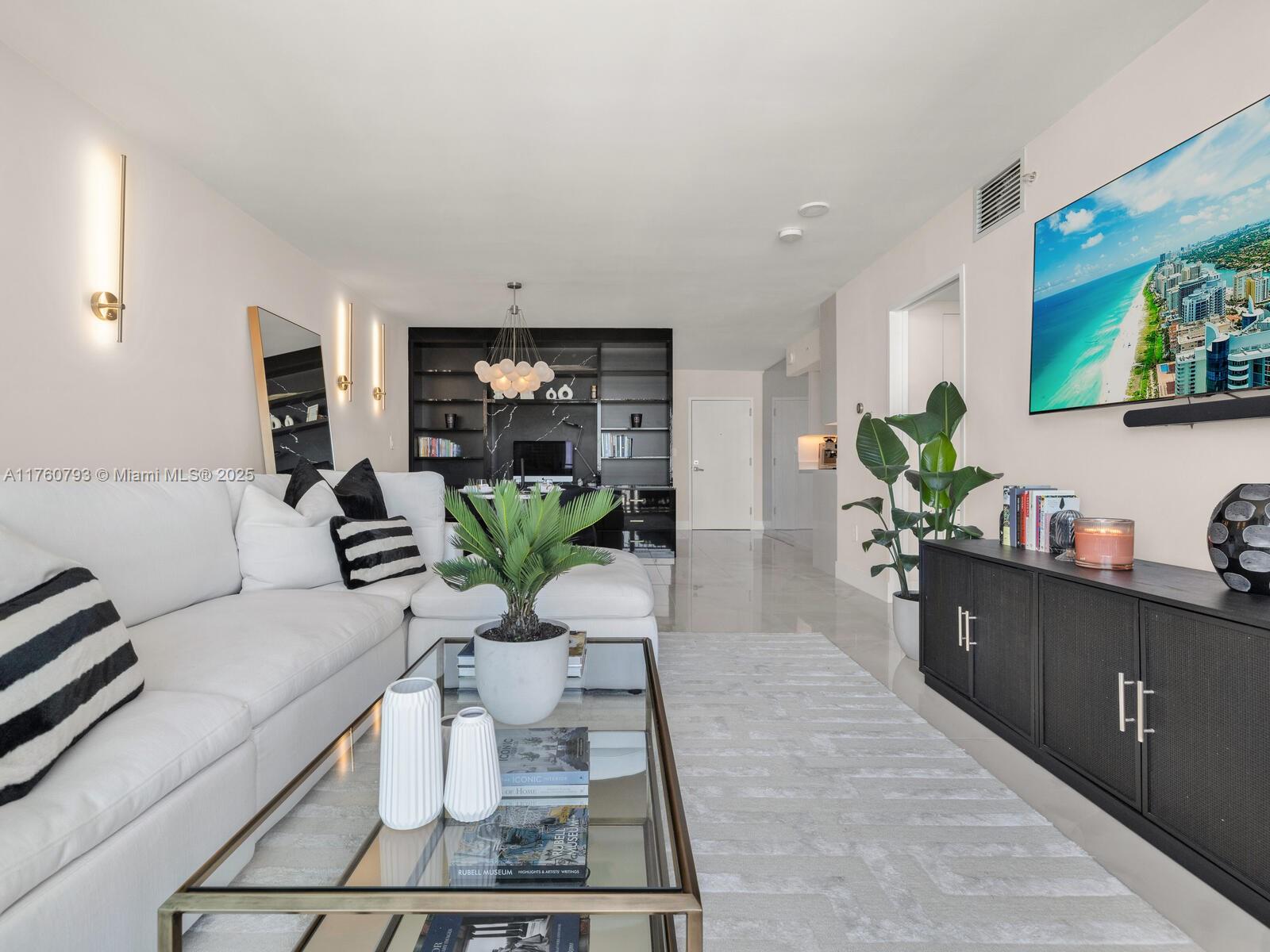 90 Alton Rd #2207, Miami Beach FL 33139