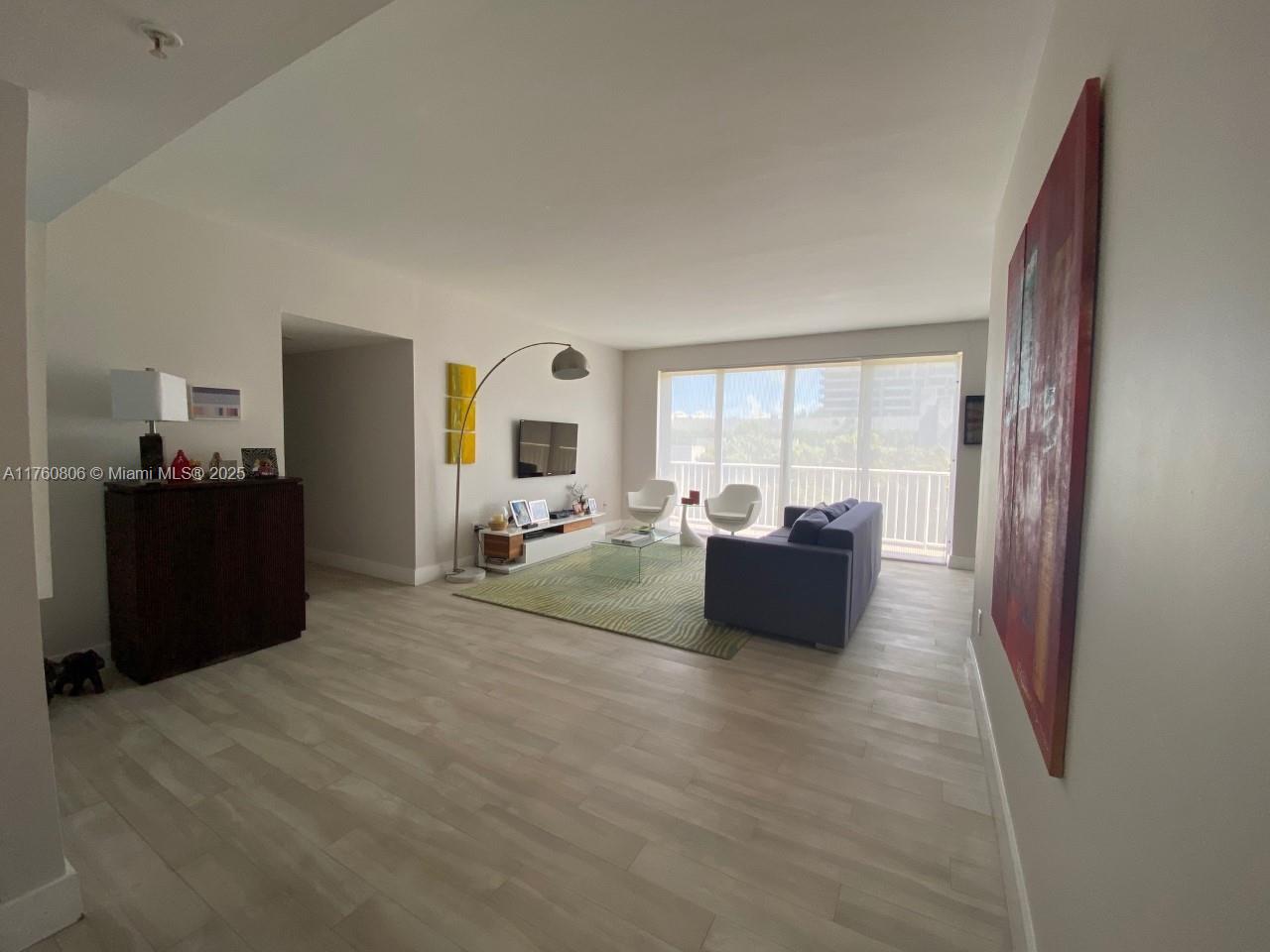 50 Ocean Lane Dr Unit 404, Key Biscayne, Florida 33149