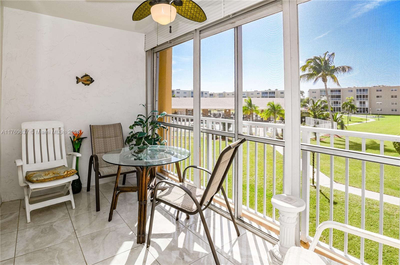 202 SE 10th St #206, Dania Beach, Florida image 11