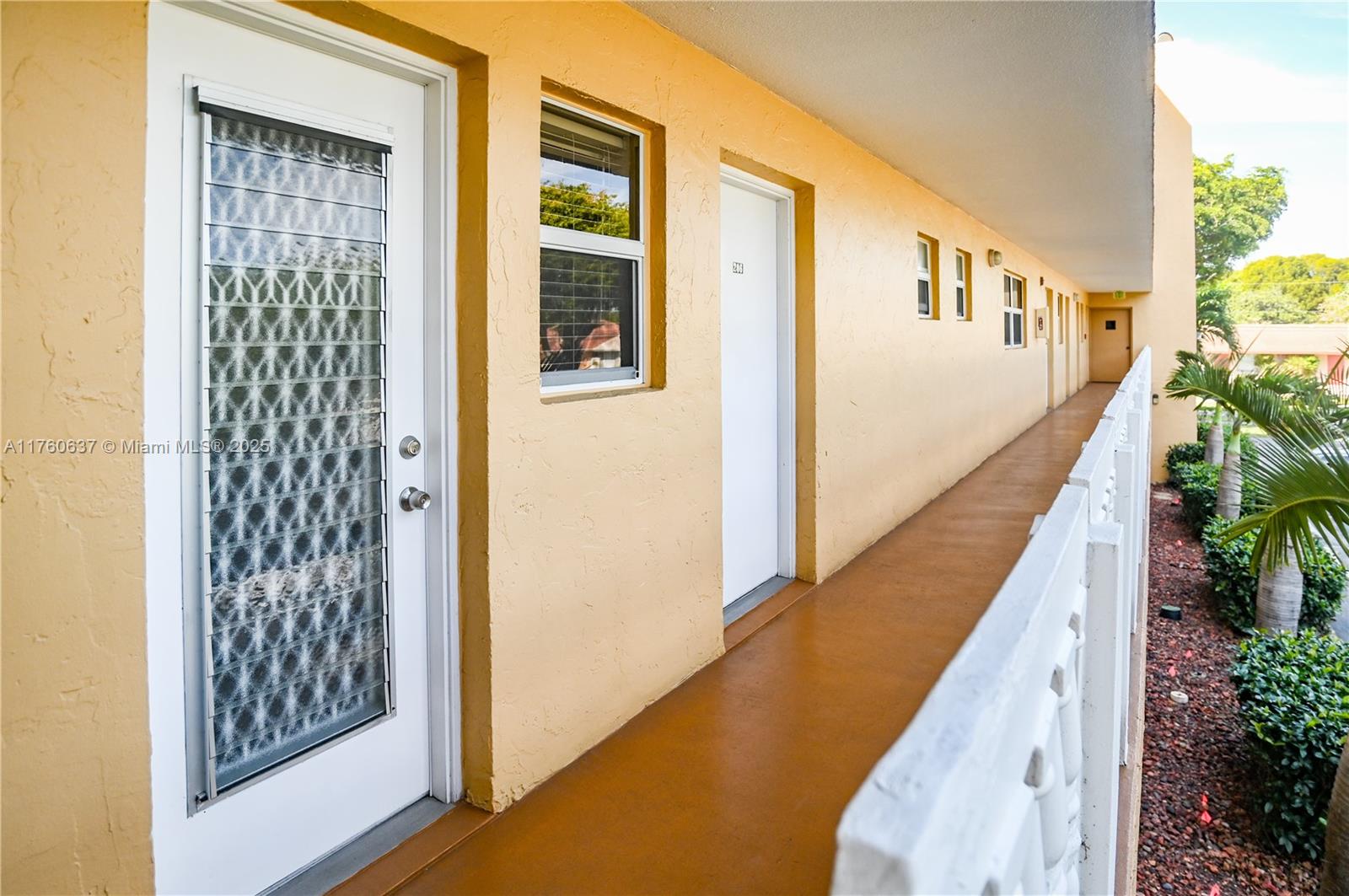 202 SE 10th St #206, Dania Beach, Florida image 28