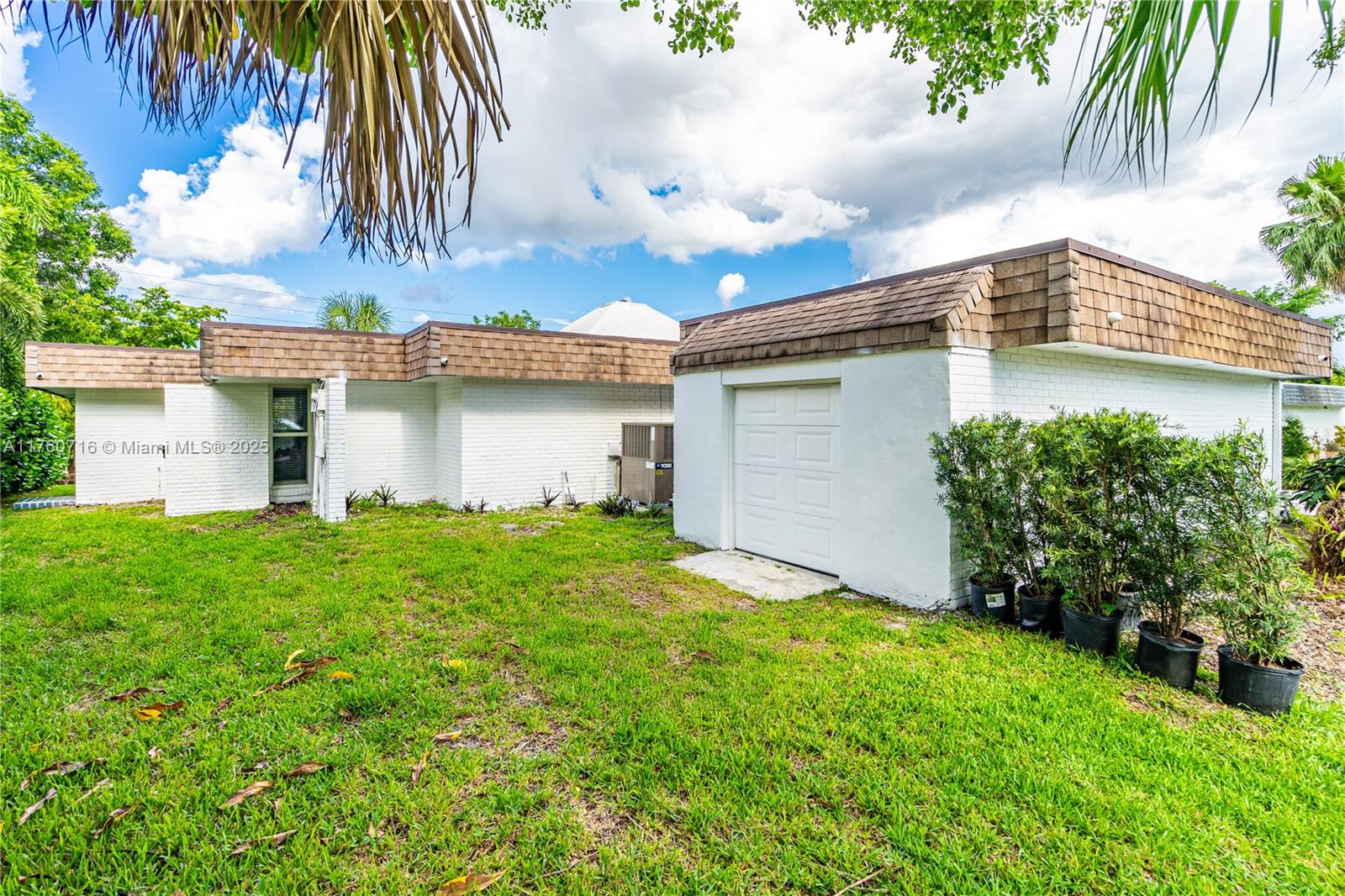 4704 Bayberry Ln, Tamarac, Florida image 39