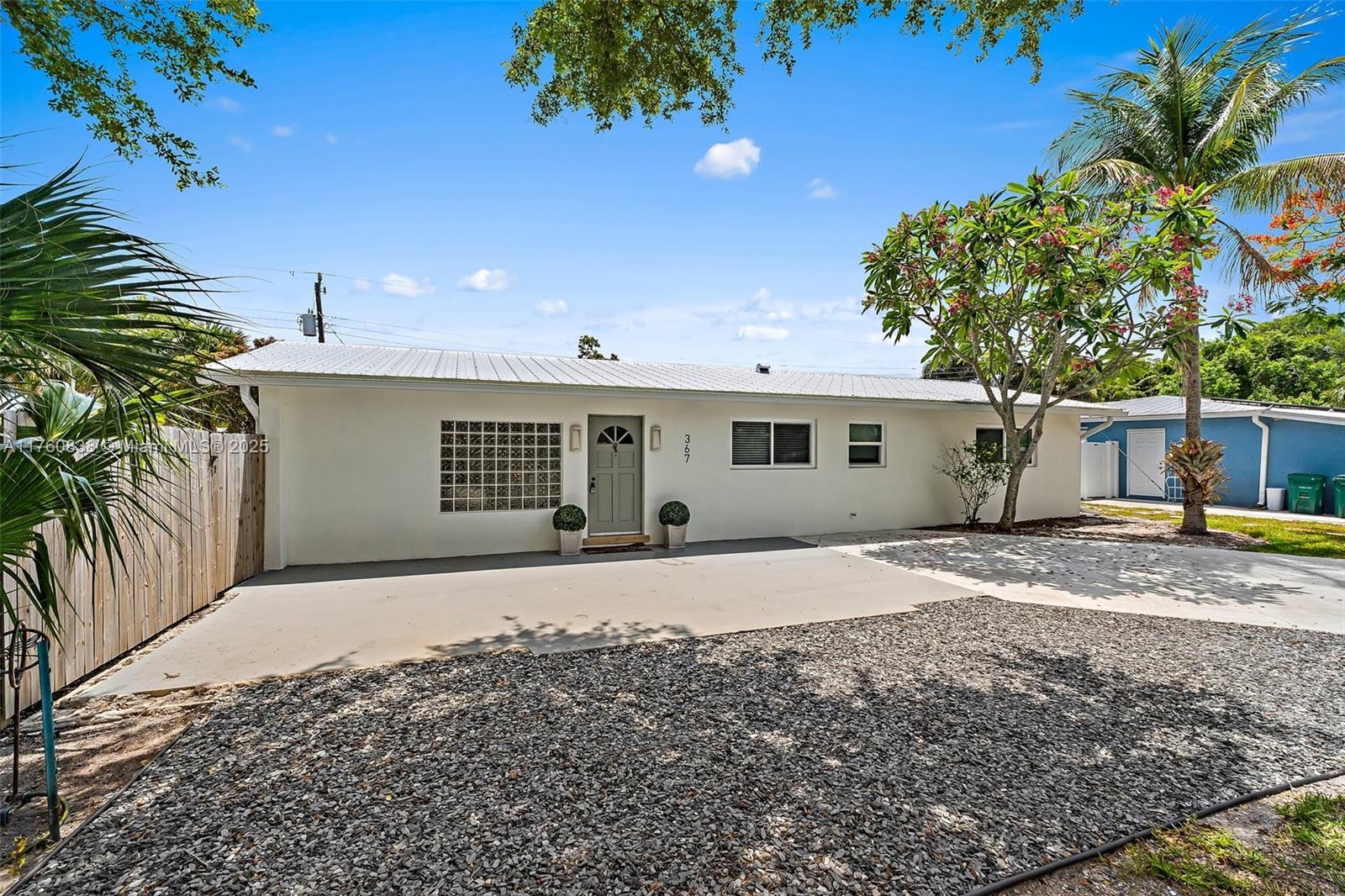 367 W Riverside Dr, Tequesta, Florida image 7