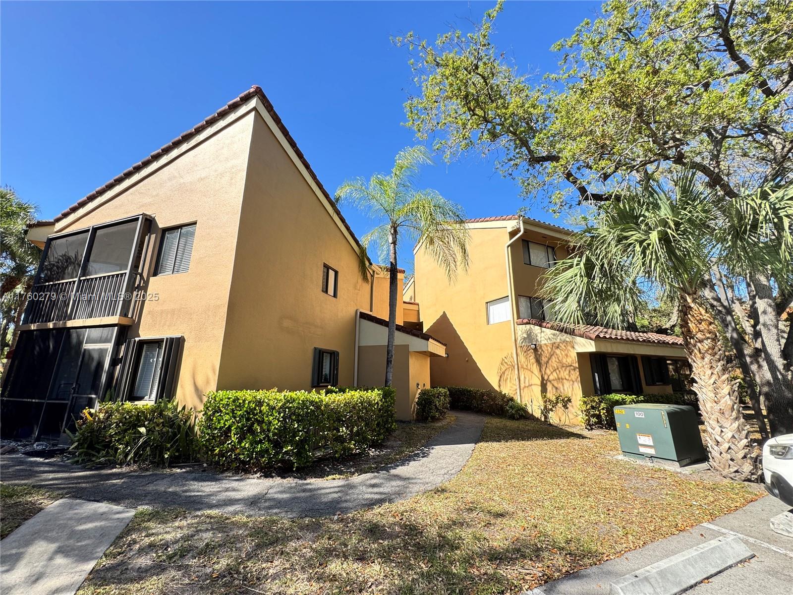 15525 Miami Lakeway N #102, Miami Lakes, Florida image 1