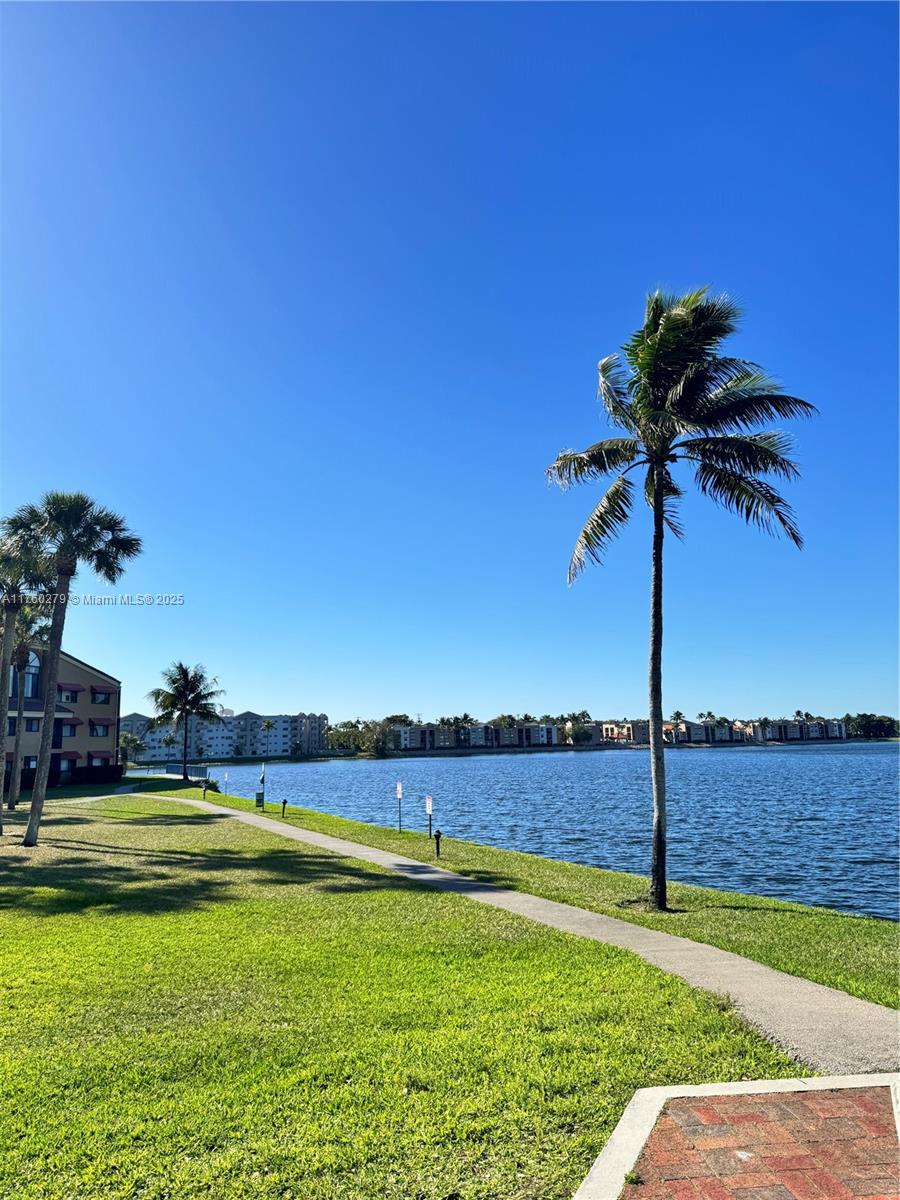 15525 Miami Lakeway N #102, Miami Lakes, Florida image 33