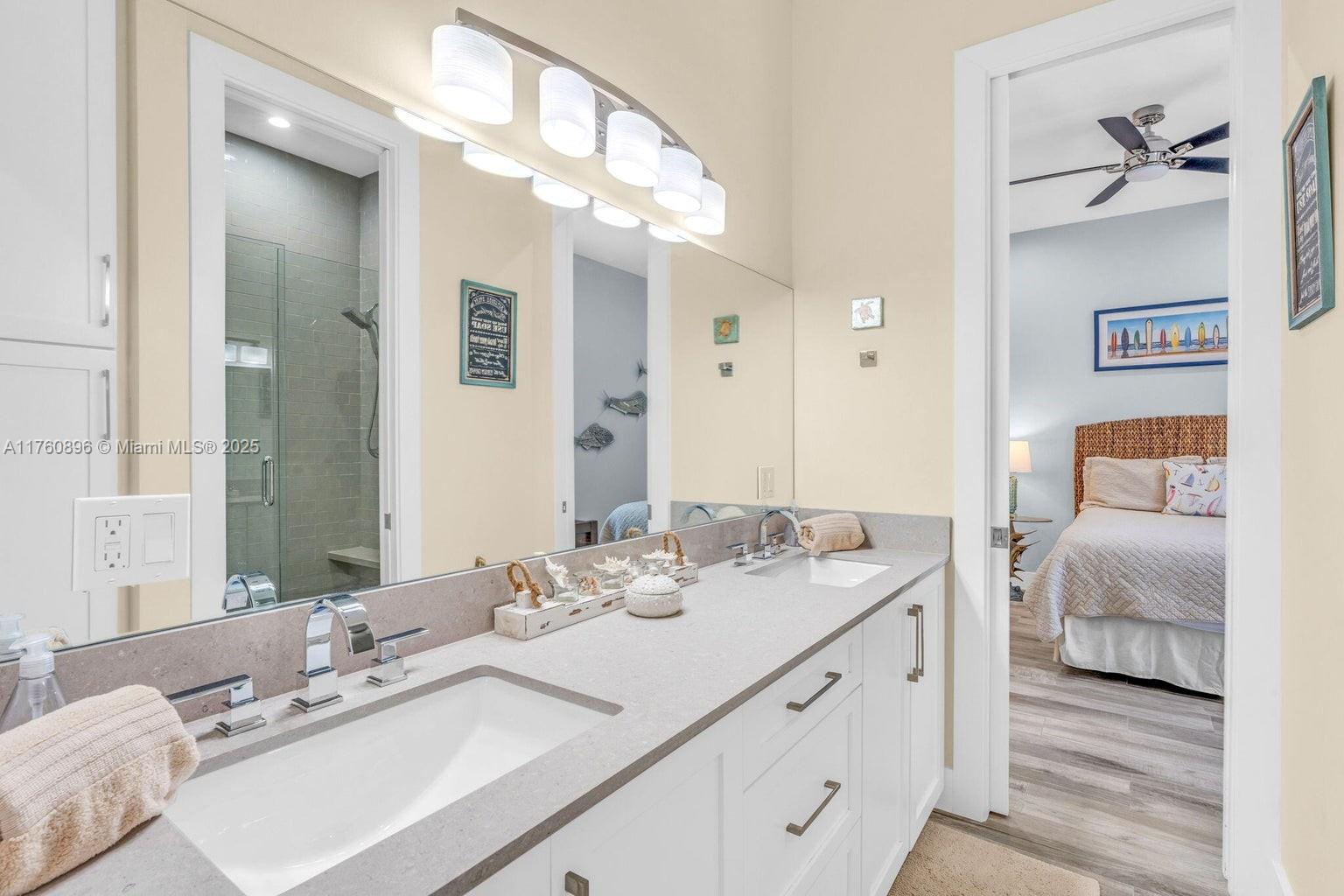 145 Venetian Drive, Islamorada, Florida image 30