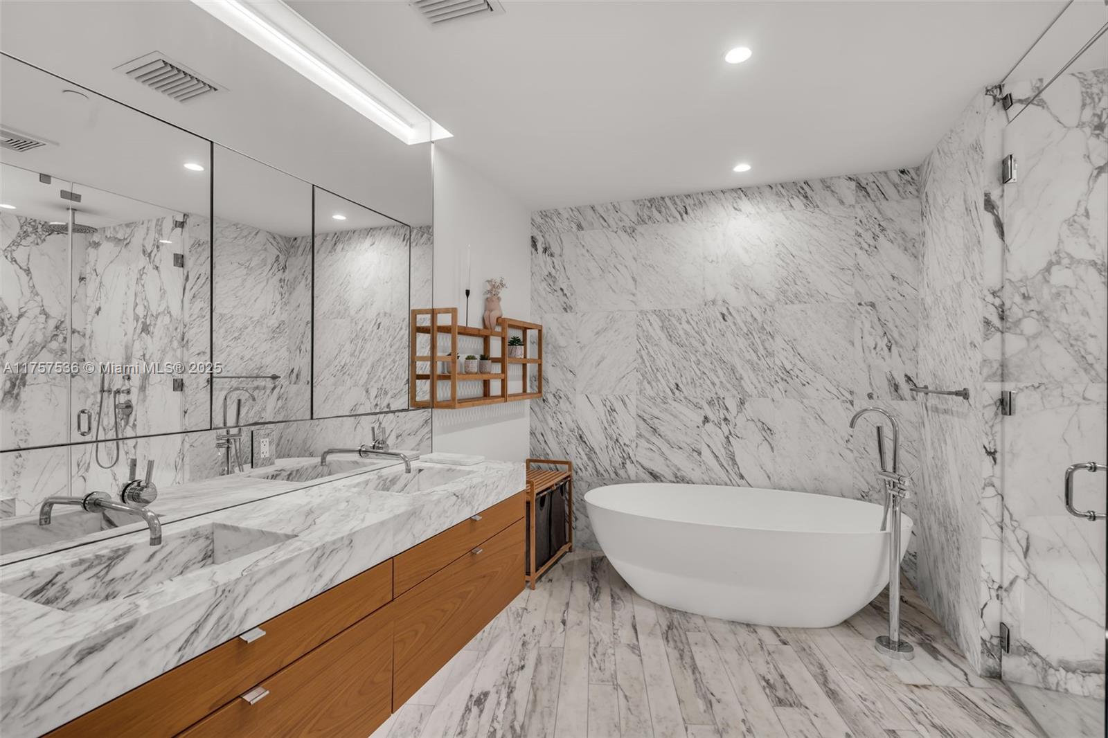 1300 Monad Ter #8C, Miami Beach FL 33139
