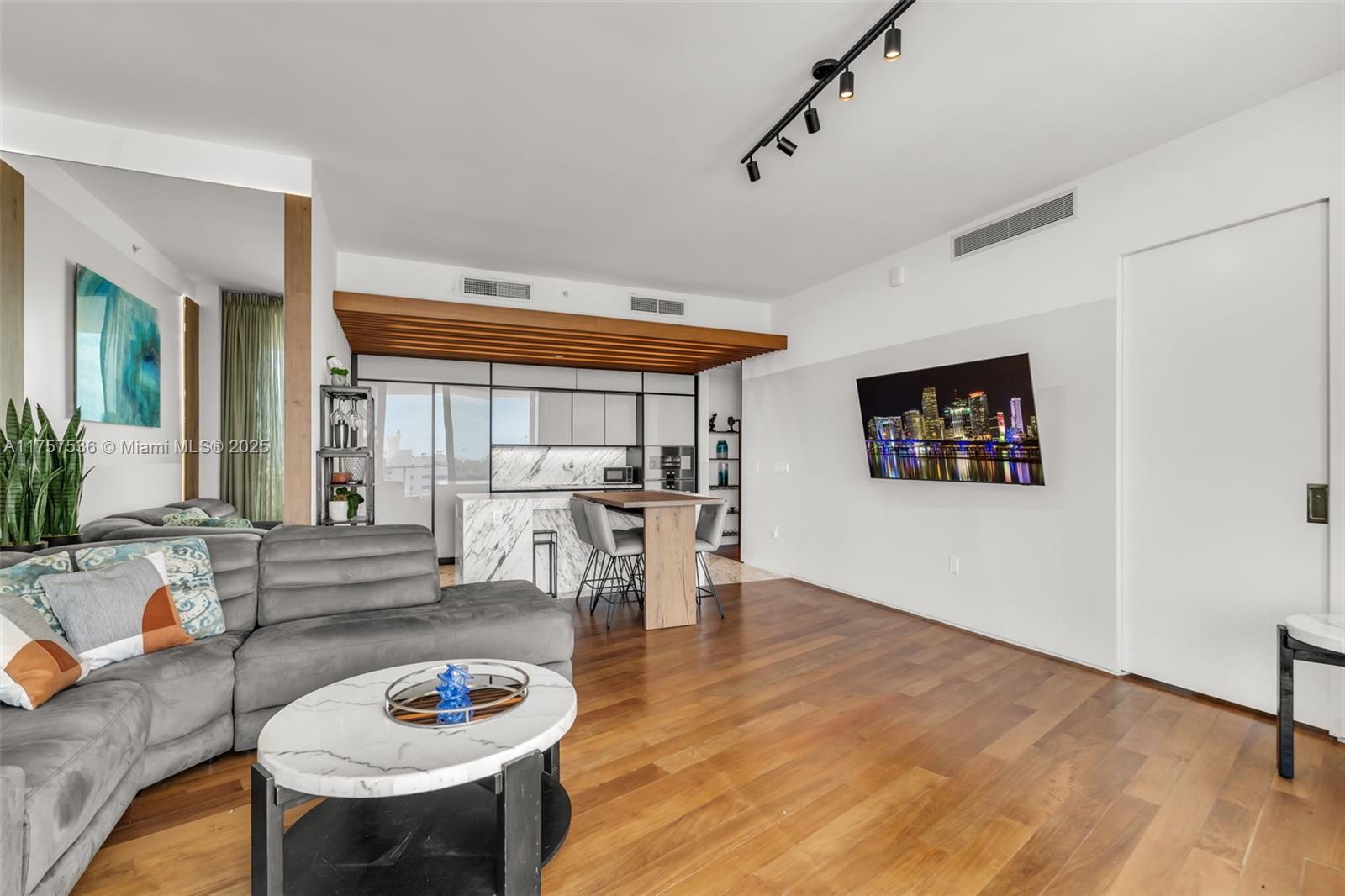 1300 Monad Ter #8C, Miami Beach FL 33139