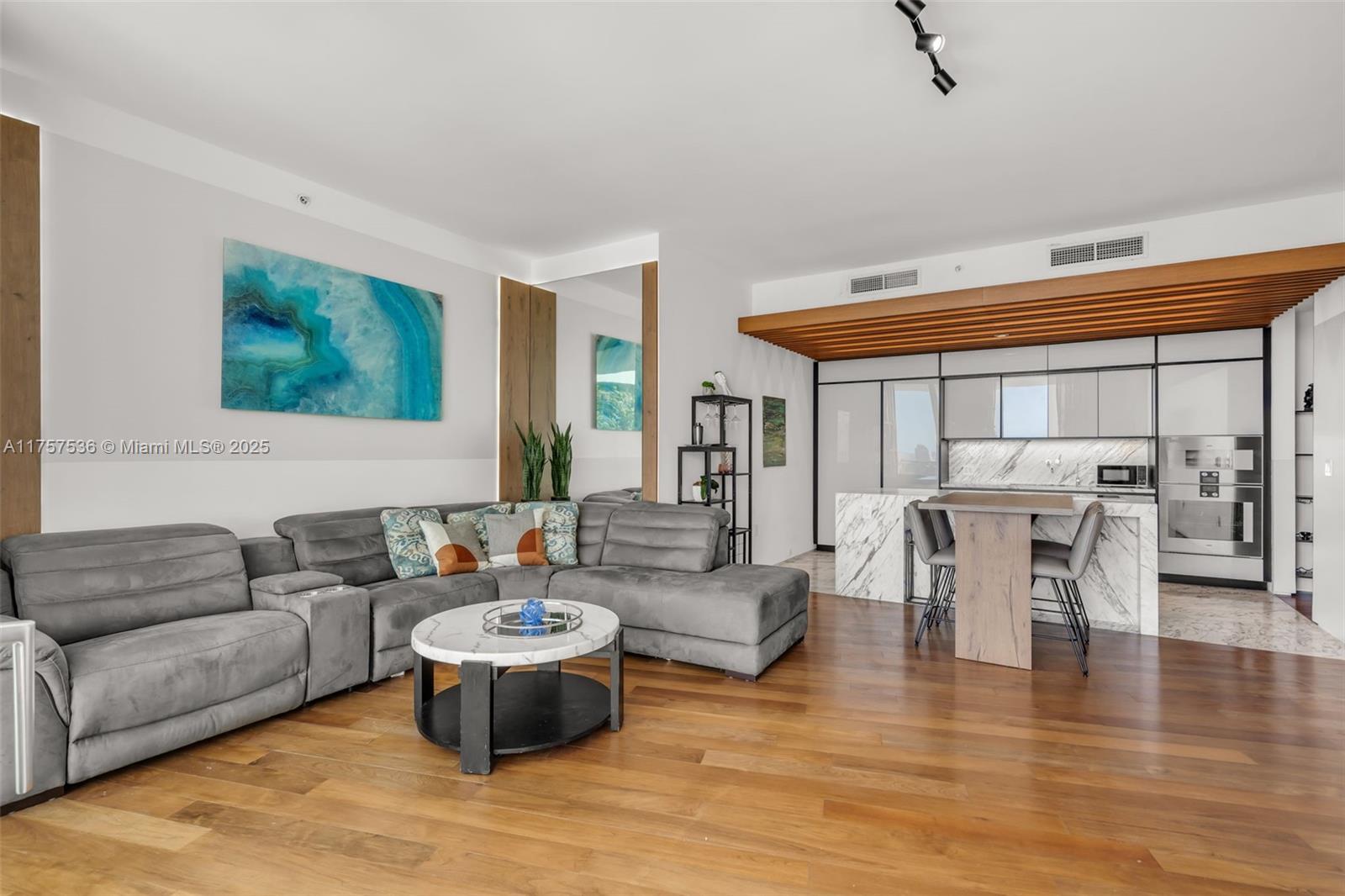 1300 Monad Ter #8C, Miami Beach FL 33139