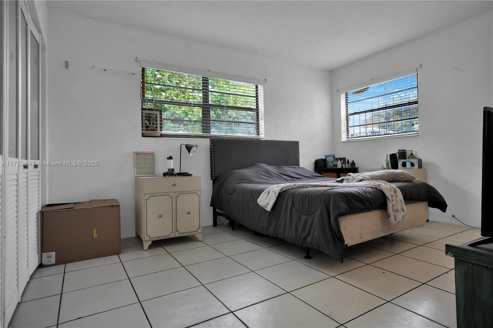 Listing Photo 9