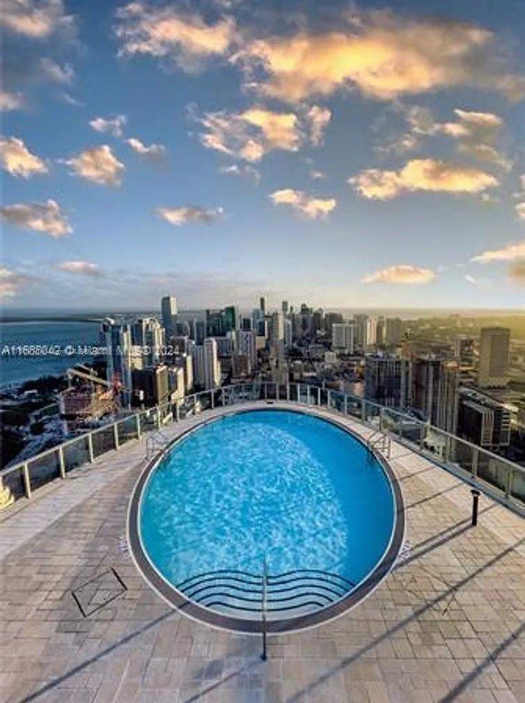 851 NE 1st Ave #3000, Miami FL 33132