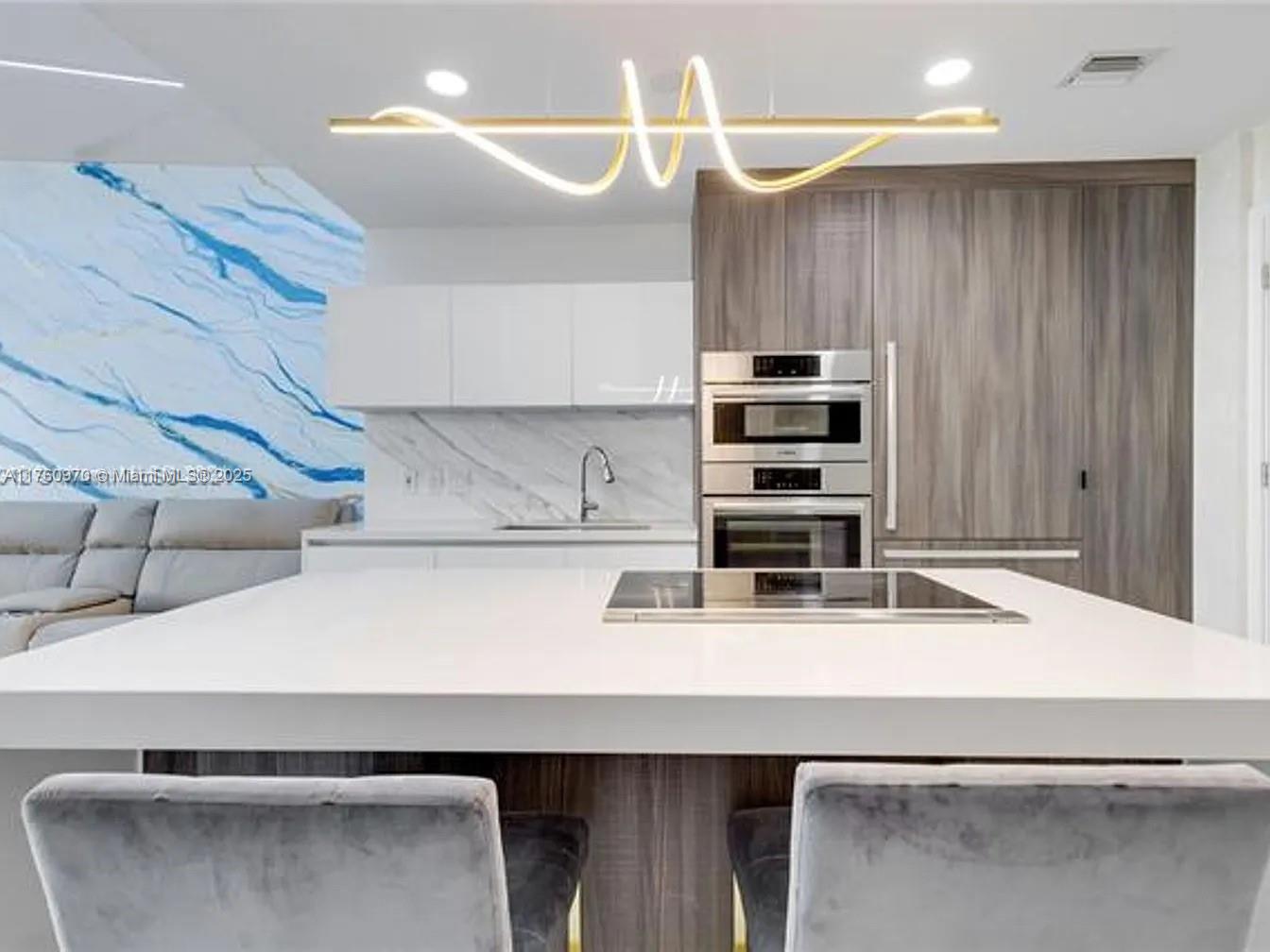 851 NE 1st Ave #3000, Miami FL 33132