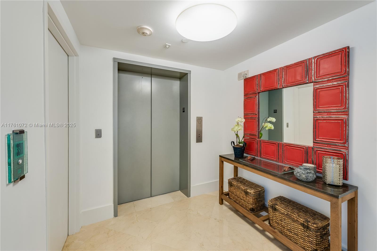 Condo for Sale in Miami, FL