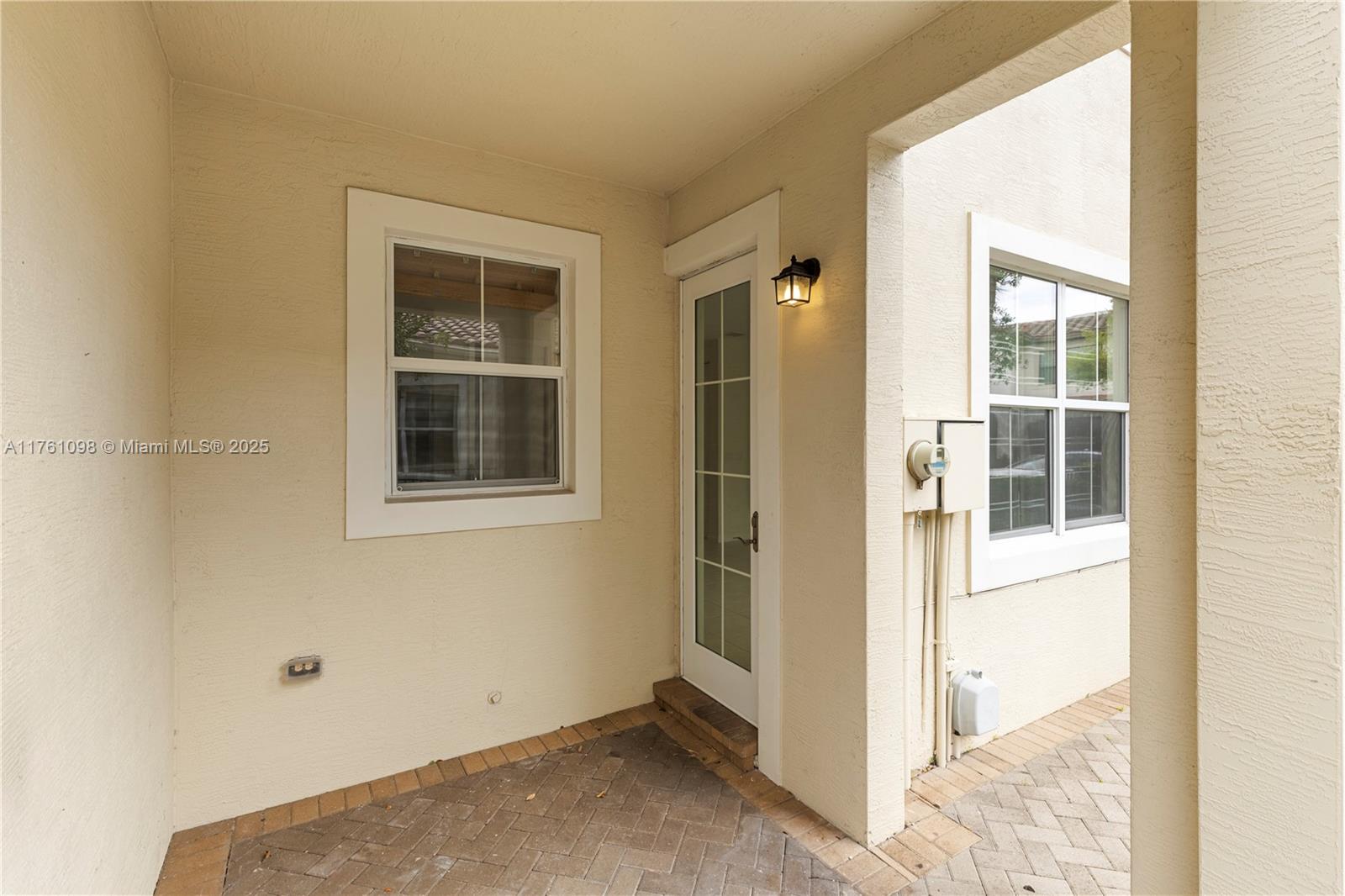 12420 NW 33rd St, Sunrise, Florida image 37