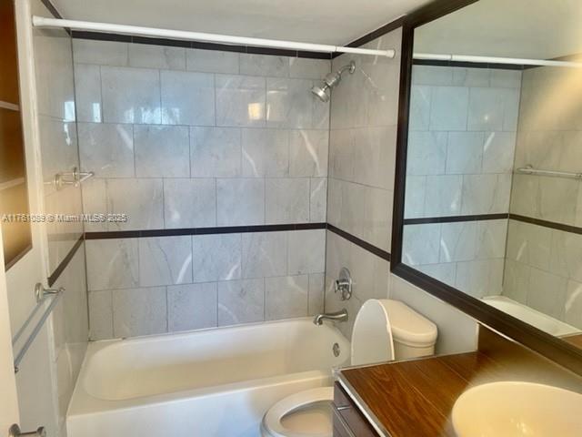 770 Claughton Island Dr #1504, Miami FL 33131