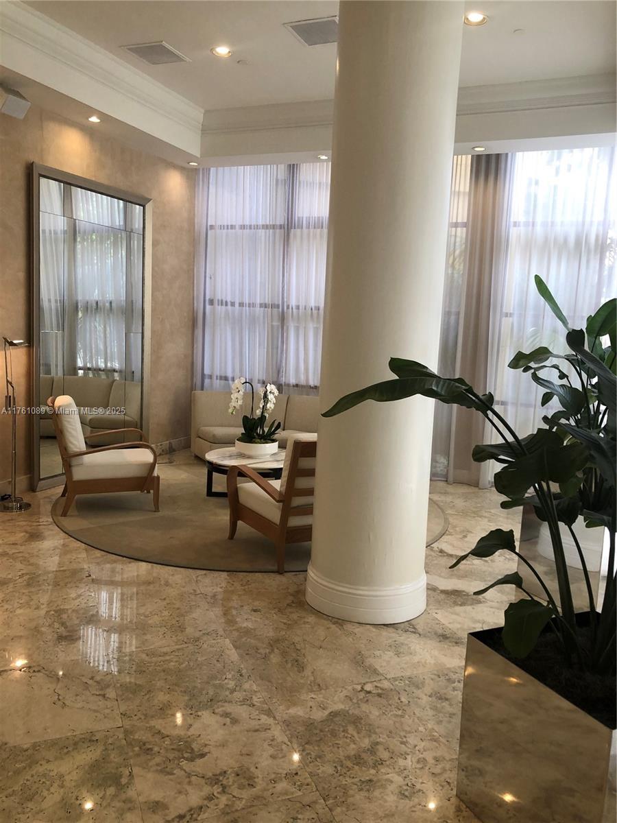 770 Claughton Island Dr #1504, Miami FL 33131