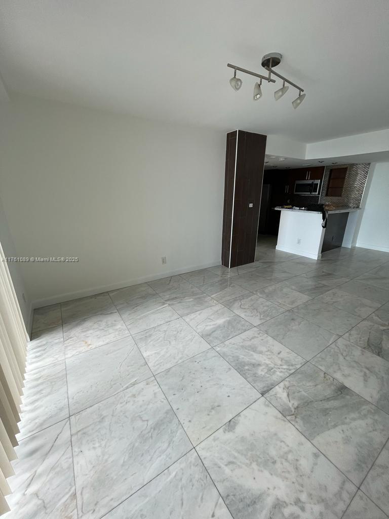 770 Claughton Island Dr #1504, Miami FL 33131