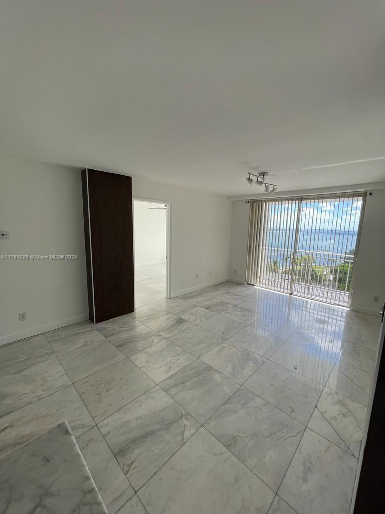770 Claughton Island Dr #1504, Miami FL 33131