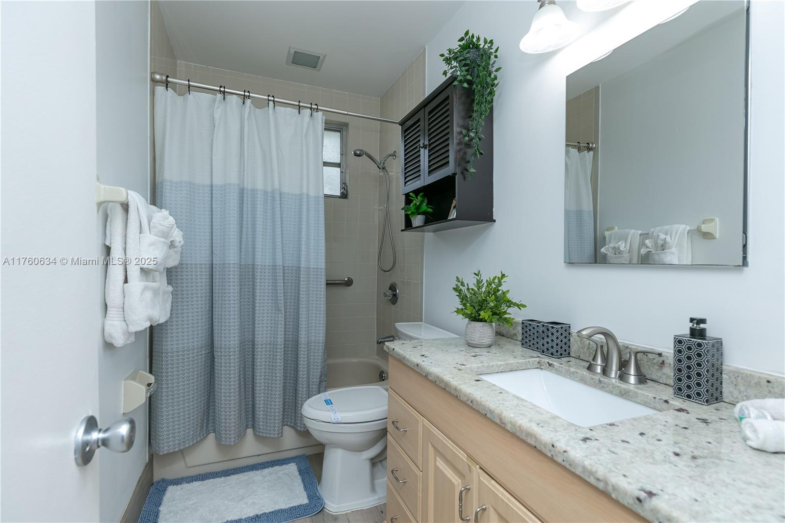 128 SW 5th St, Hallandale Beach, Florida image 12