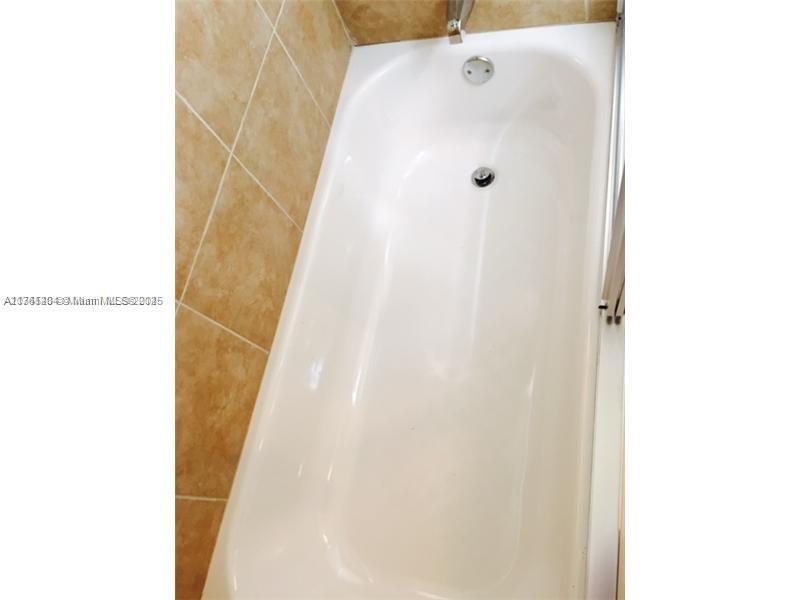 1150 NW 127th St, North Miami, Florida image 23